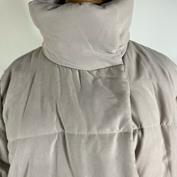 NWT ROMEO & JULIET $228 Funnel Neck Puffer Coat Cream/Gray Womens Small - Picture 3 of 10